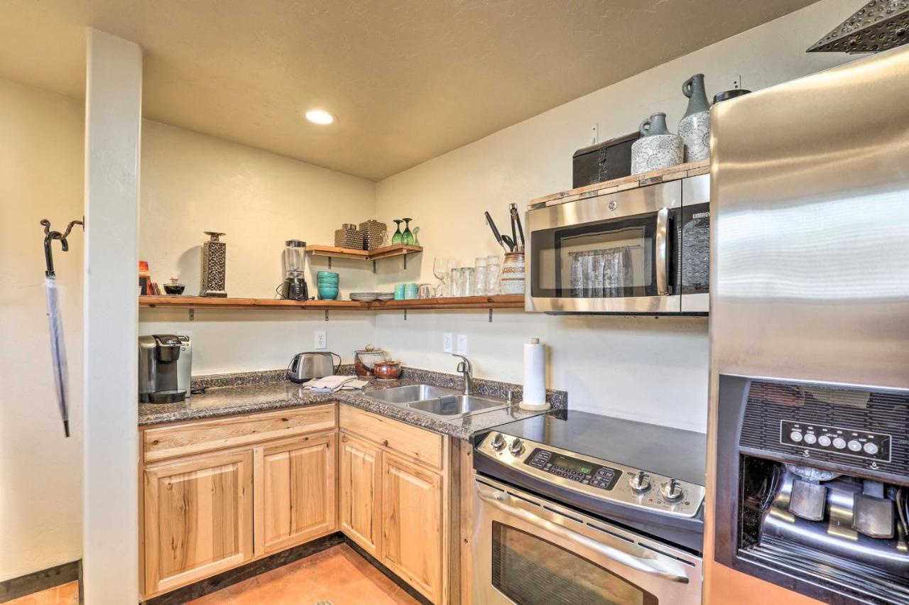 Pet-Friendly Tucson Casita Shared Hot Tub And Porch Vila Exterior foto