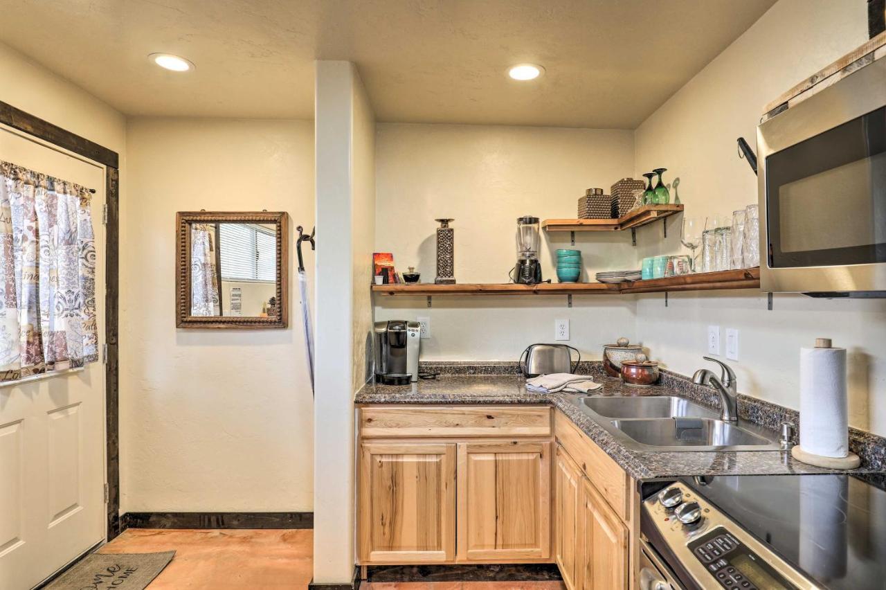Pet-Friendly Tucson Casita Shared Hot Tub And Porch Vila Exterior foto